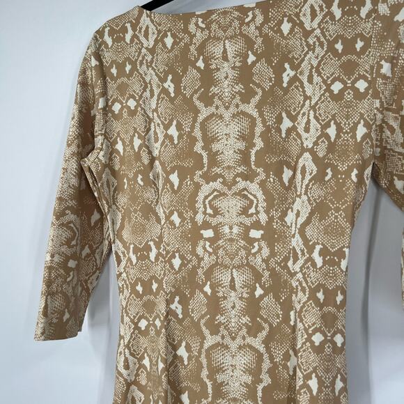 J. McLaughlin Snakeskin Print Ruched 3/4 Sleeves Dress - Picture 5 of 7